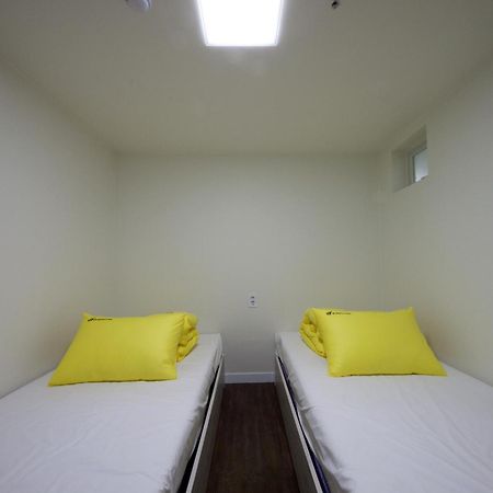 24 Guesthouse Myeongdong Town Seul Quarto foto