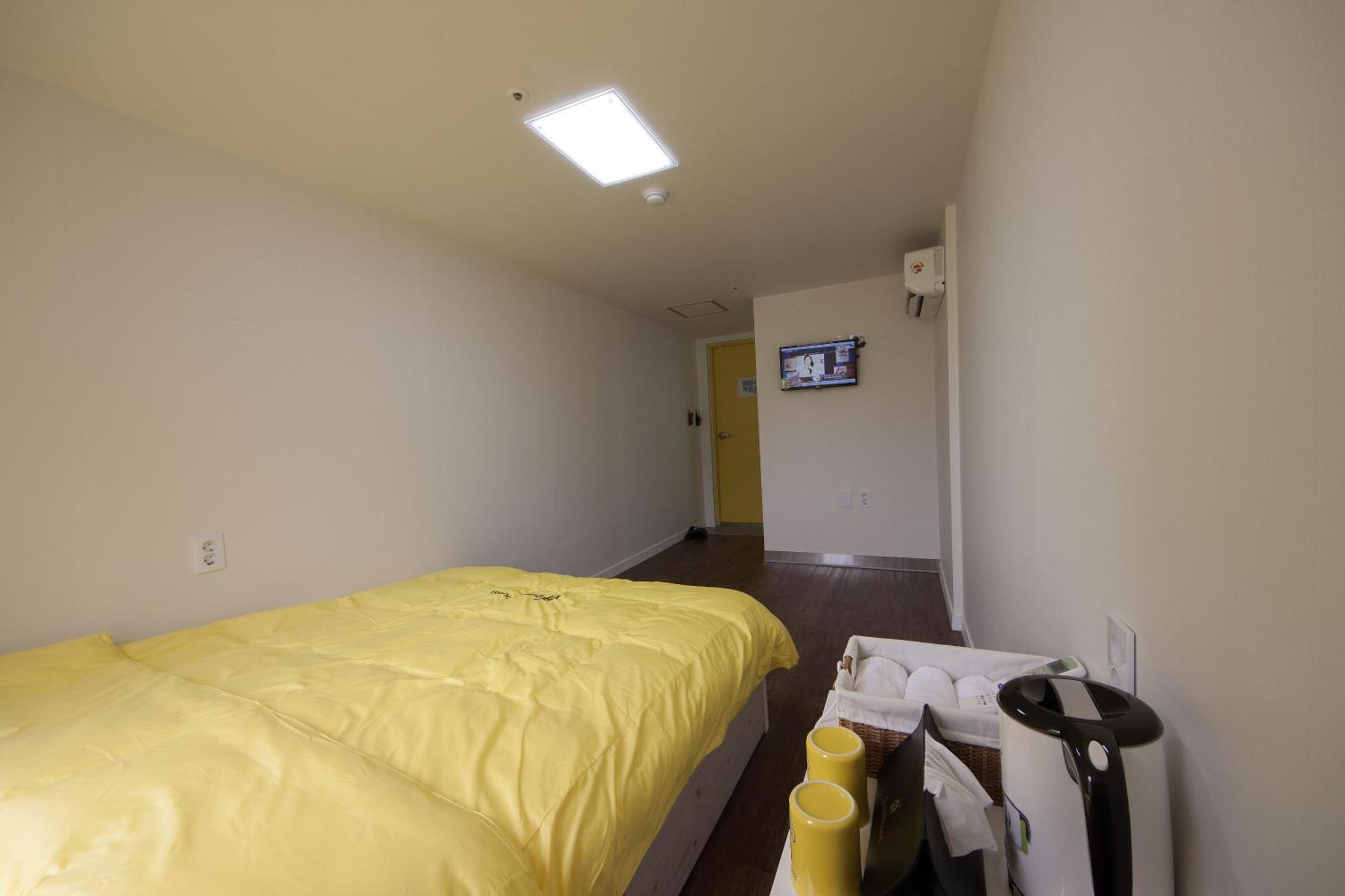 24 Guesthouse Myeongdong Town Seul Quarto foto